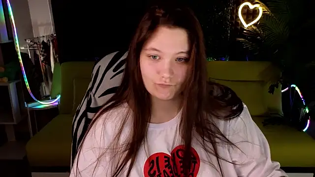 Snapshot of DjennaPalme chatting on 01/25/25, 01:43 DjennaPalme online show from 01/25/25, 01:43