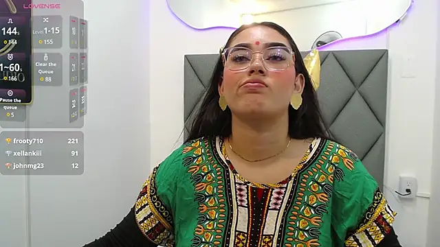 analishalimar online show from 02/10/25, 09:25