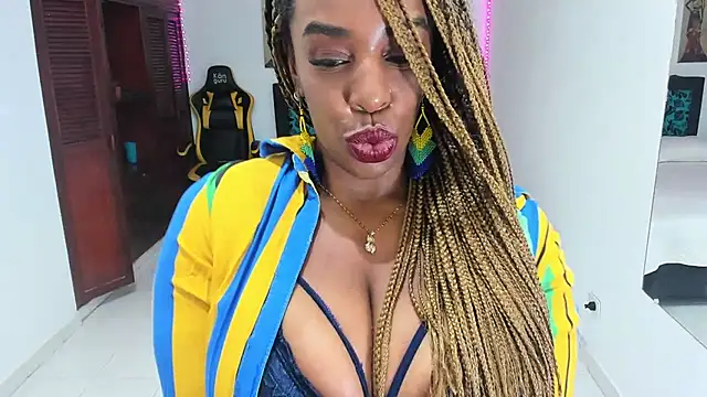 Snapshot of TAYLORR778 chatting on 01/16/25, 02:08 TAYLORR778 online show from 01/16/25, 02:08