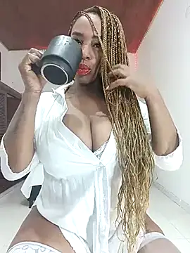 Snapshot of TAYLORR778 chatting on 02/20/25, 12:57 TAYLORR778 online show from 02/20/25, 12:57