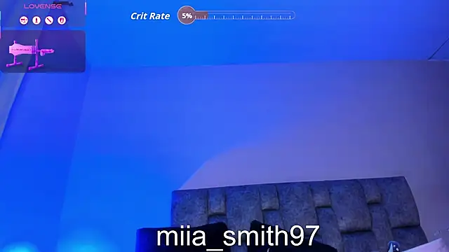 miia-smith97 online show from 12/15/25, 09:30