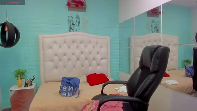 tracycum online show from 03/22/25, 07:09