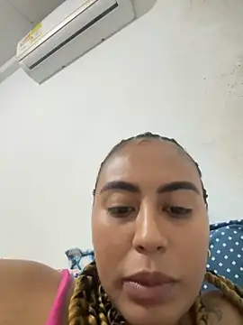 Snapshot of tracycum chatting on 11/14/25, 12:09 tracycum online show from 11/14/25, 12:09