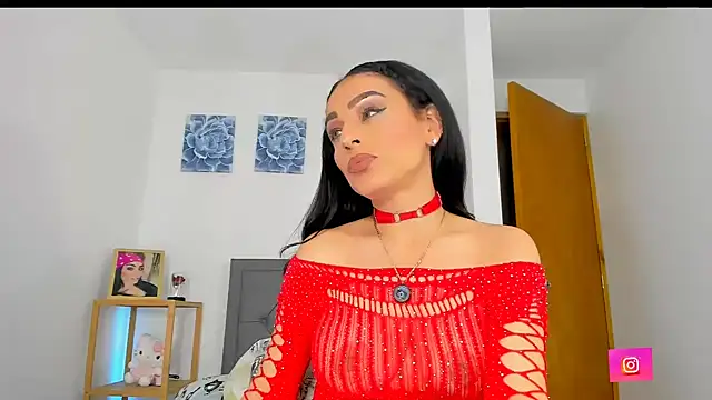 Snapshot of Ariadna-07 chatting on 09/21/25, 03:08 Ariadna-07 online show from 09/21/25, 03:08