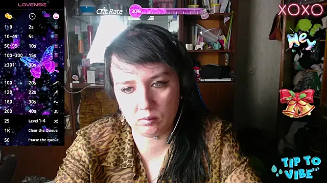 LeonaHarrison online show from 12/12/24, 03:37