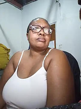 YELLOW BONE online show from 07/07/26, 09:19