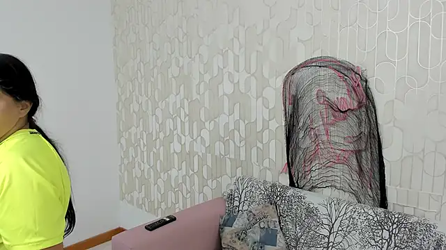 Snapshot of veronica_salas chatting on 10/29/25, 08:21 veronica salas online show from 10/29/25, 08:21