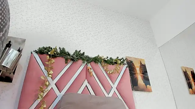 Snapshot of veronica_salas chatting on 12/03/25, 08:40 veronica salas online show from 12/03/25, 08:40