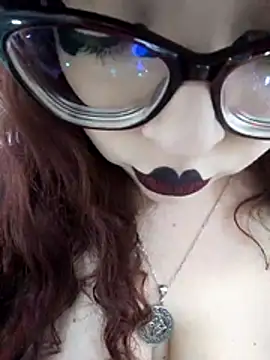 alicce moon  online show from 05/13/26, 10:06
