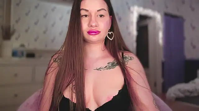 JuicyHelenX online show from 10/21/25, 03:24