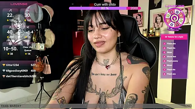 Snapshot of val_bardot chatting on 03/17/25, 02:52 val bardot online show from 03/17/25, 02:52