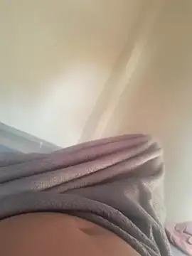 Snapshot of rajstrip12650 chatting on 12/14/25, 08:30 rajstrip12650 online show from 12/14/25, 08:30