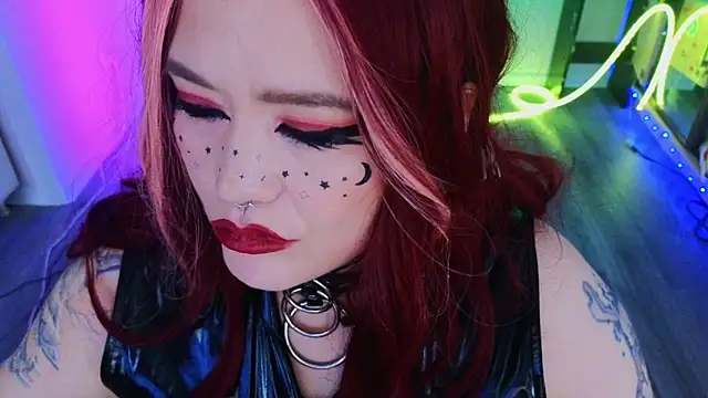 wickedxqueen online show from 06/15/26, 09:00
