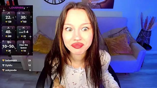 KaitieLove online show from 12/01/24, 08:42