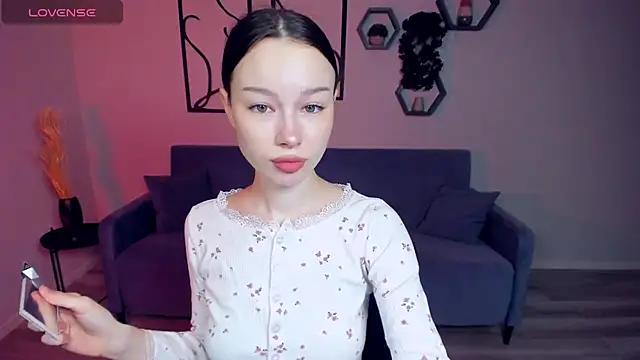 KaitieLove online show from 01/30/25, 11:11