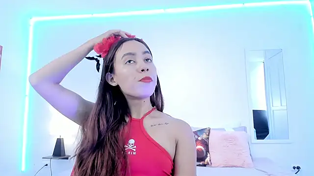 Snapshot of Estrella_Duran chatting on 12/27/24, 07:46 Estrella Duran online show from 12/27/24, 07:46