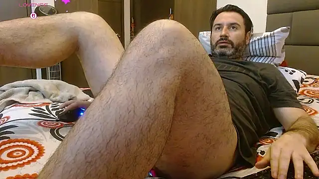 Snapshot of rodrher81 chatting on 01/08/26, 01:24 rodrher81 online show from 01/08/26, 01:24