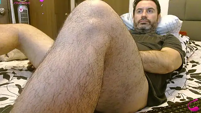 Snapshot of rodrher81 chatting on 01/17/26, 03:11 rodrher81 online show from 01/17/26, 03:11