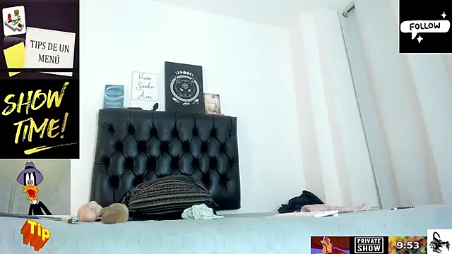 Snapshot of JohanyLatino chatting on 03/08/25, 03:24 JohanyLatino online show from 03/08/25, 03:24