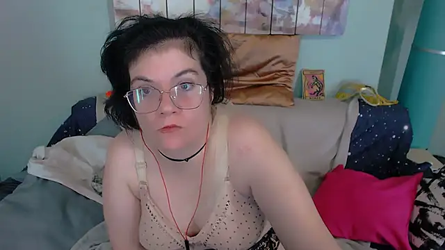 EverlyRays online show from 11/13/25, 04:06