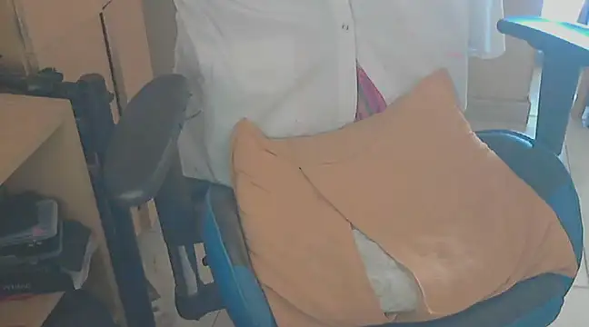 Snapshot of angelgarcia269 chatting on 02/18/25, 03:43 angelgarcia269 online show from 02/18/25, 03:43