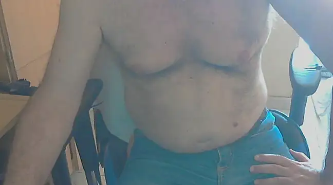 Snapshot of angelgarcia269 chatting on 02/21/25, 02:16 angelgarcia269 online show from 02/21/25, 02:16