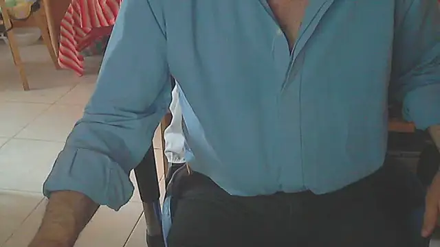 Snapshot of angelgarcia269 chatting on 10/03/25, 12:02 angelgarcia269 online show from 10/03/25, 12:02