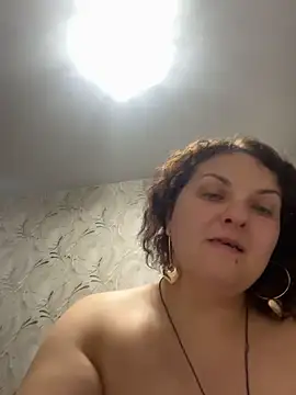 Snapshot of Taisia_W chatting on 02/21/26, 02:18 Taisia W online show from 02/21/26, 02:18