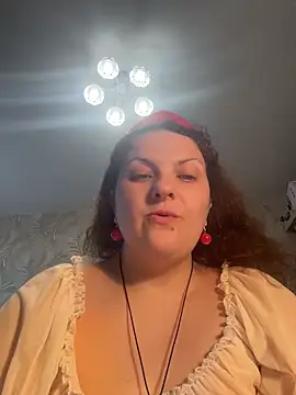Snapshot of Taisia_W chatting on 04/26/26, 06:22 Taisia W online show from 04/26/26, 06:22