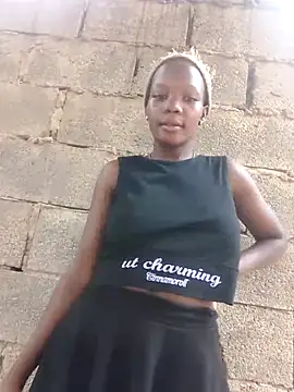 Snapshot of sweet_zara01 chatting on 11/25/25, 11:21 sweet zara01 online show from 11/25/25, 11:21