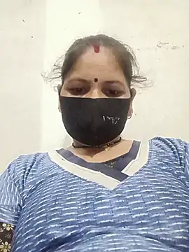 Riyaa-Devi online show from 07/13/26, 05:49