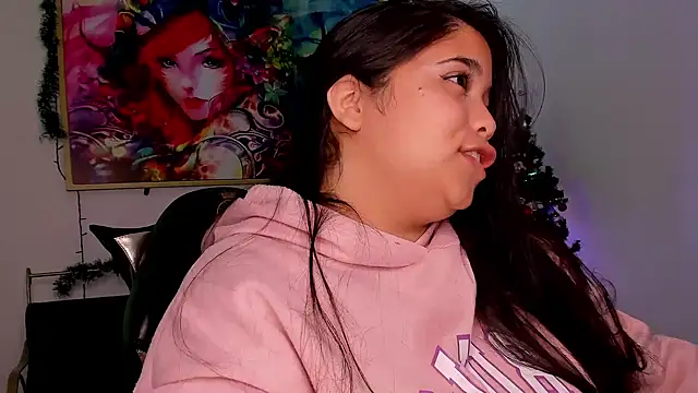 tati reyess online show from 12/27/24, 07:14
