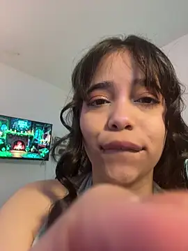 Snapshot of tati_reyess chatting on 03/13/26, 12:34 tati reyess online show from 03/13/26, 12:34