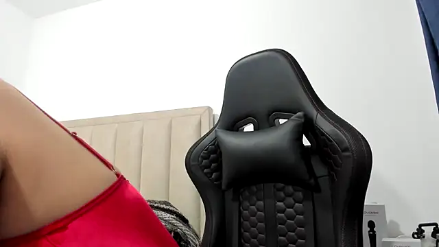 Snapshot of Chloemiller89 chatting on 10/09/25, 11:03 Chloemiller89 online show from 10/09/25, 11:03