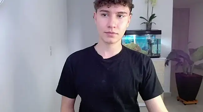 Snapshot of adrian_morelly chatting on 12/06/24, 09:46 adrian morelly online show from 12/06/24, 09:46