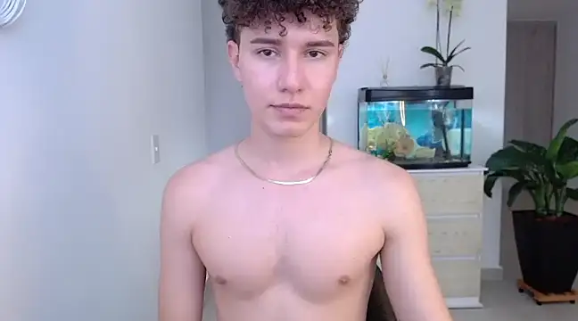 Snapshot of adrian_morelly chatting on 12/09/24, 09:26 adrian morelly online show from 12/09/24, 09:26