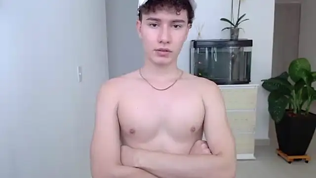 Snapshot of adrian_morelly chatting on 12/15/24, 06:37 adrian morelly online show from 12/15/24, 06:37