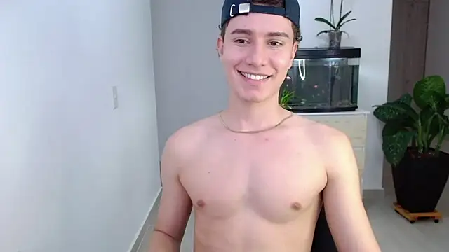 Snapshot of adrian_morelly chatting on 12/16/24, 10:03 adrian morelly online show from 12/16/24, 10:03