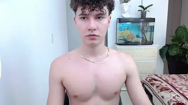 Snapshot of adrian_morelly chatting on 03/13/25, 08:11 adrian morelly online show from 03/13/25, 08:11