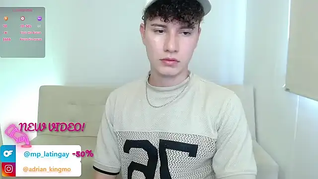 Snapshot of adrian_morelly chatting on 11/18/25, 06:56 adrian morelly online show from 11/18/25, 06:56