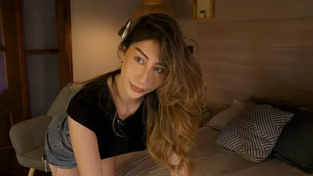 lua ferch   online show from 02/12/26, 12:55