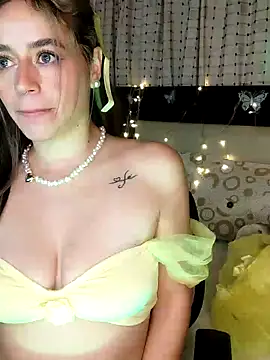 Natalia Suarez online show from 01/04/25, 02:35