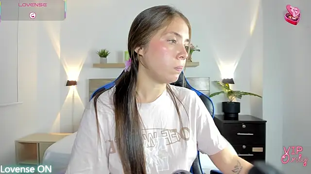Snapshot of nataly_rodri chatting on 01/11/26, 02:05 nataly rodri online show from 01/11/26, 02:05