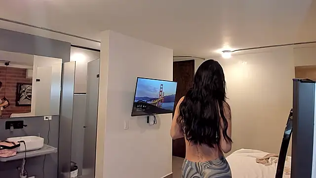 Snapshot of GarciaMilu chatting on 11/04/25, 11:15 GarciaMilu online show from 11/04/25, 11:15