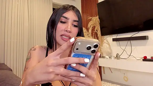 GarciaMilu online show from 06/06/26, 03:22