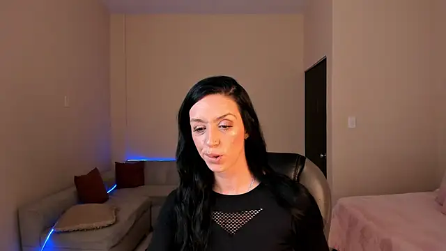 Kristen Garner online show from 06/06/26, 08:24
