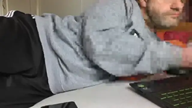 Snapshot of MarcTaya chatting on 10/23/25, 09:41 MarcTaya online show from 10/23/25, 09:41