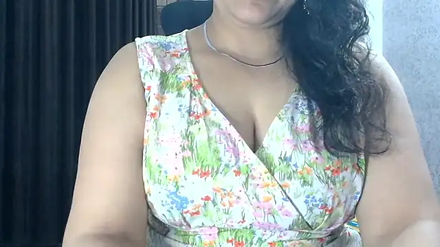 Maria 55 online show from 02/13/26, 06:31