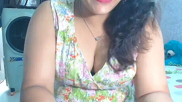 Maria 55 online show from 06/18/26, 07:08