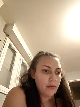 Snapshot of LEAsquirt91 chatting on 12/14/24, 08:51 LEAsquirt91 online show from 12/14/24, 08:51